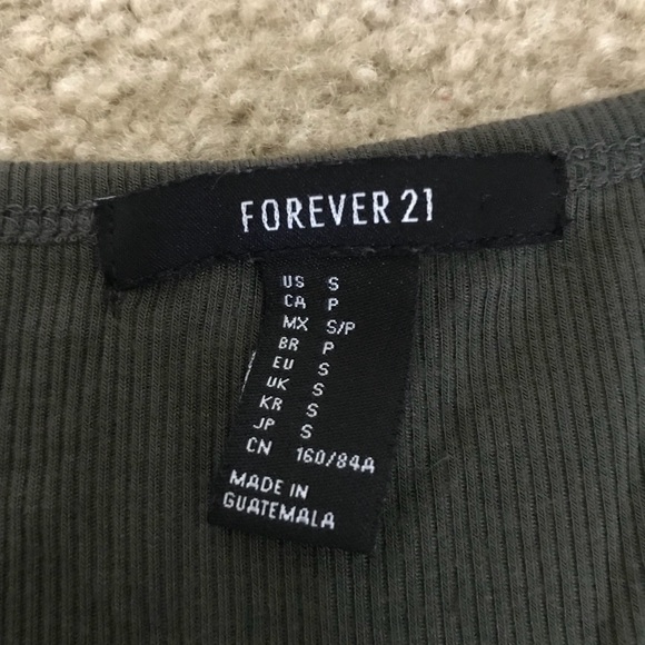 Crop top - Picture 2 of 2